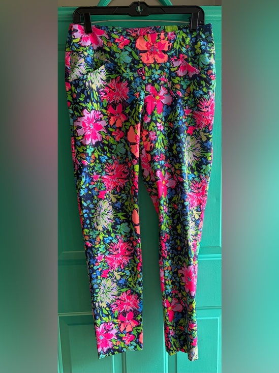 Lilly Pulitzer Pants - EUC Lilly Pulitzer Luxletic Corso Golf Pants - 8